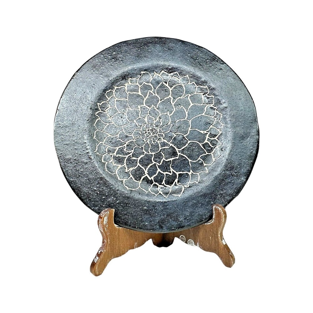 RAKU STUDIO POTTERY SIGNED RR Plate  Dahlia Flower HAND-THROWN 9.5”